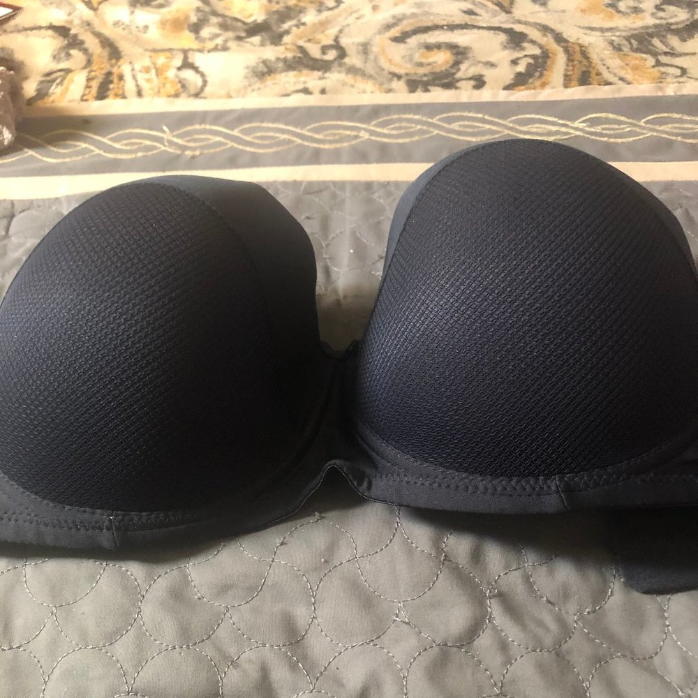 NWOT MRP women black size 40DD Pushup Bra